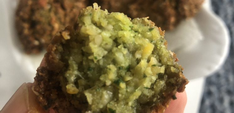 Falafels: recette simple pour un repas complet et économique délicieux!