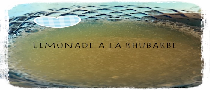 Limonade à la rhubarbe